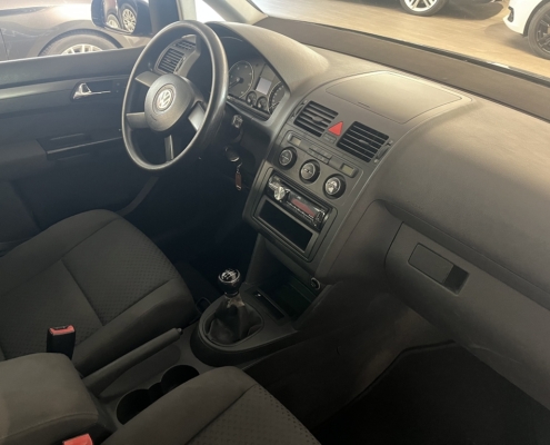 Touran (8)